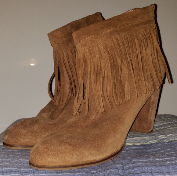 New Sole Diva Persia Suede Fringe Bootie - Picture 2 of 4